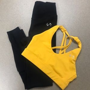 💛🖤TLF Apparel matching set. Bra size S, Genesis High Waist leggings size S